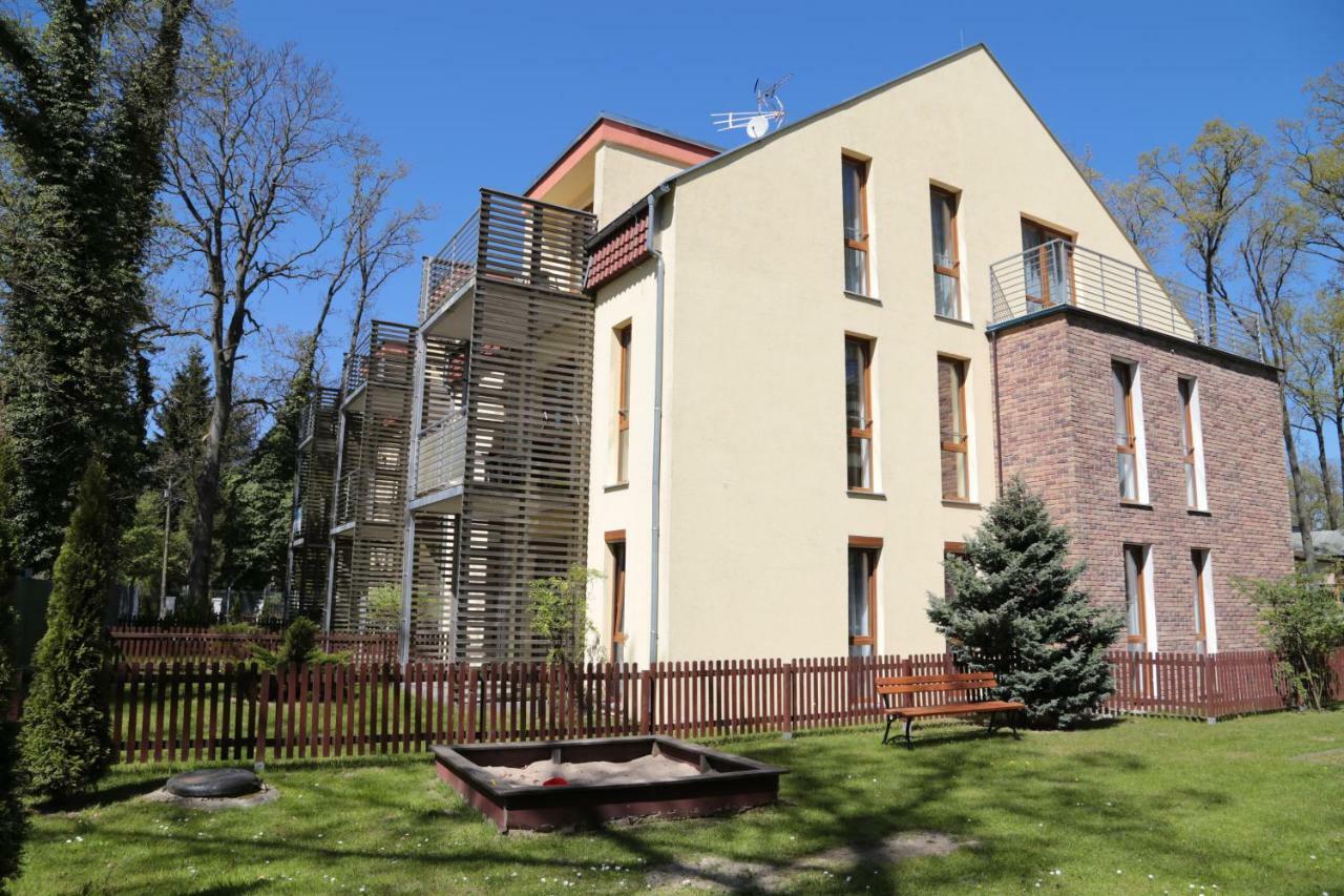 Ferienwohnung Apartament Ams A12 Rewal Exterior foto